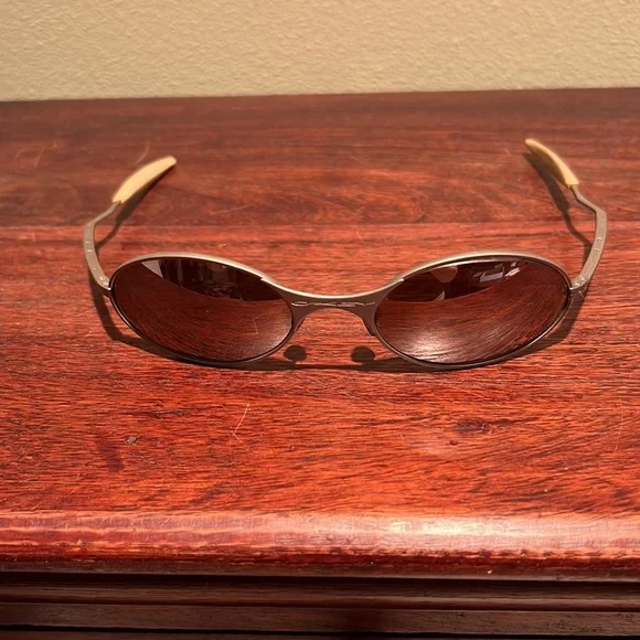 Oakley Vintage Titanium E-Wire Sunglasses